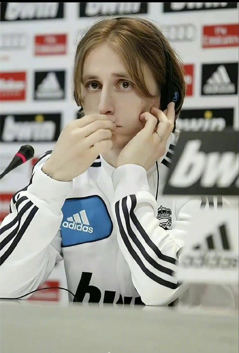 视频丨多项国际赛事齐聚河北崇礼 一站式体验“观赛+滑雪+度假